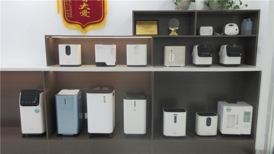 携帯用1 -噴霧器が付いている5L世帯の酸素の発電機