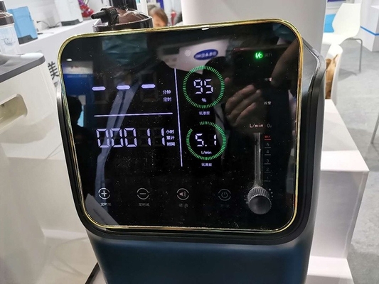 噴霧器が付いている携帯用純粋な8つのLpmの酸素のコンセントレイターの発電機